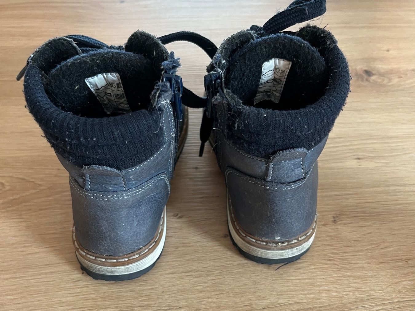 Scarpe per ragazzi: blaue Wanderstiefel, Größe 27 – Usato da Umiken venduto da deb_57xk 2