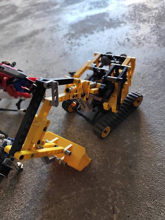 Lego Giocattoli: Lego Helikopter / LKW / Bagger – Usato da Schänis venduto da Frau.Holle 1