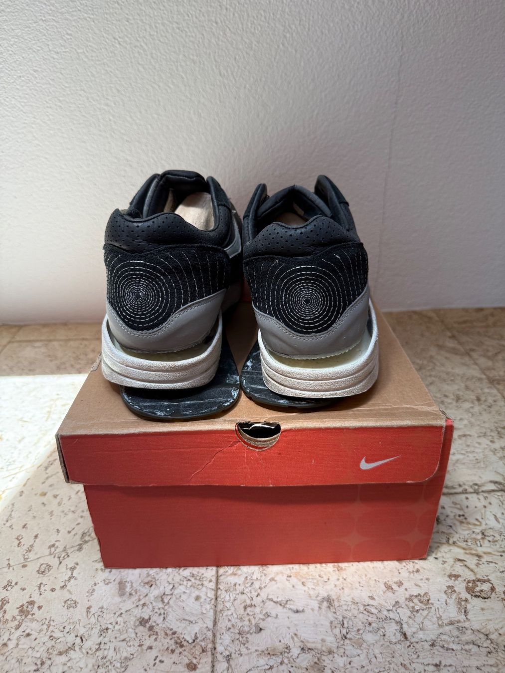 Nike Scarpe da uomo: Nike Air Max 1 x Ben Drury "Hold Tight" – Difettoso da Worb venduto da le_castor 3