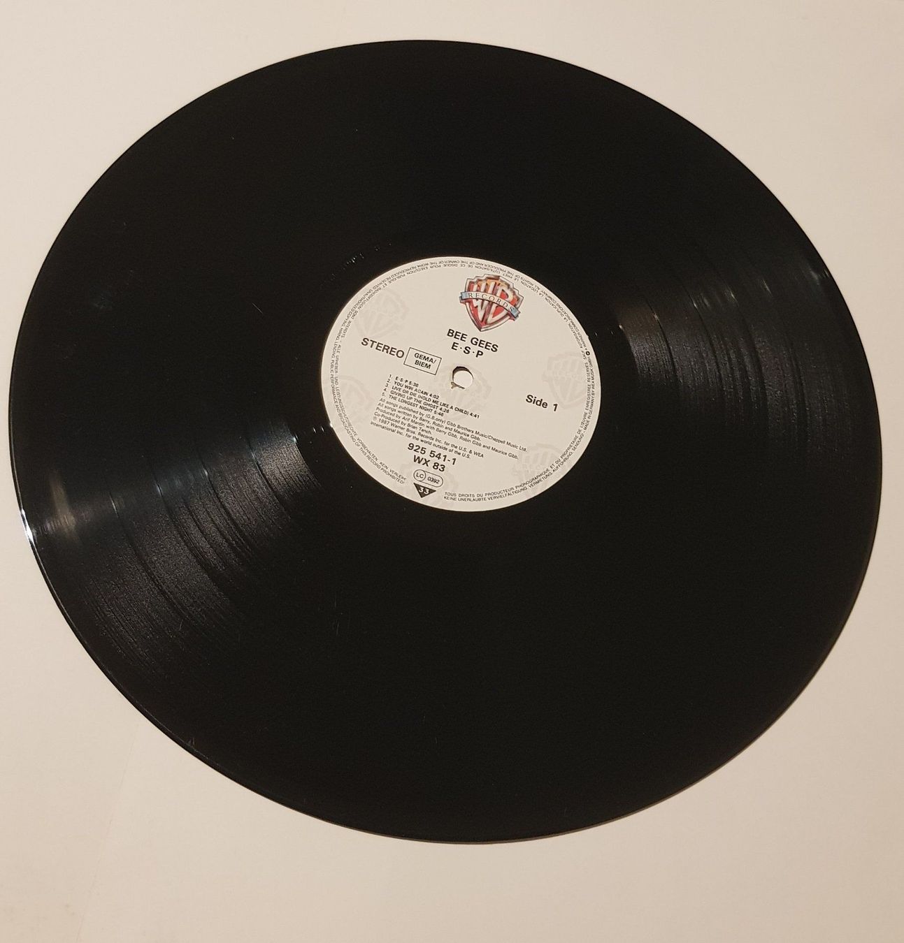 Dischi in vinile: BEE GEES E.S.P 1987 – Usato da Zürich venduto da Avd 6