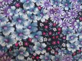 Blumenstoff Baumwolle, neuwertig, 80x362cm
