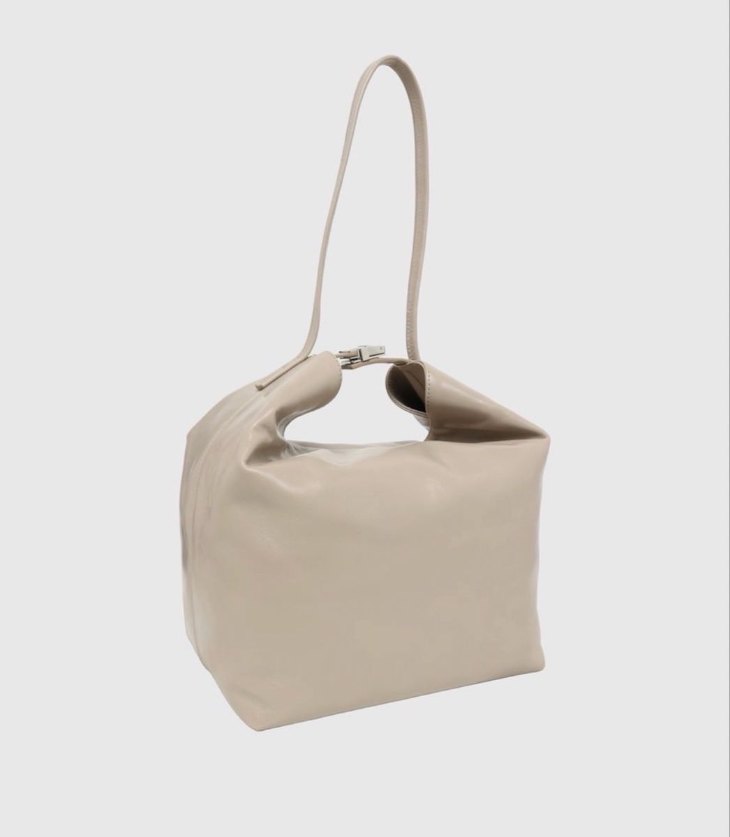 Borse da donna: By Far leather bag  – Nuovo e nell'imballaggio originale da Paradiso venduto da viorea 1