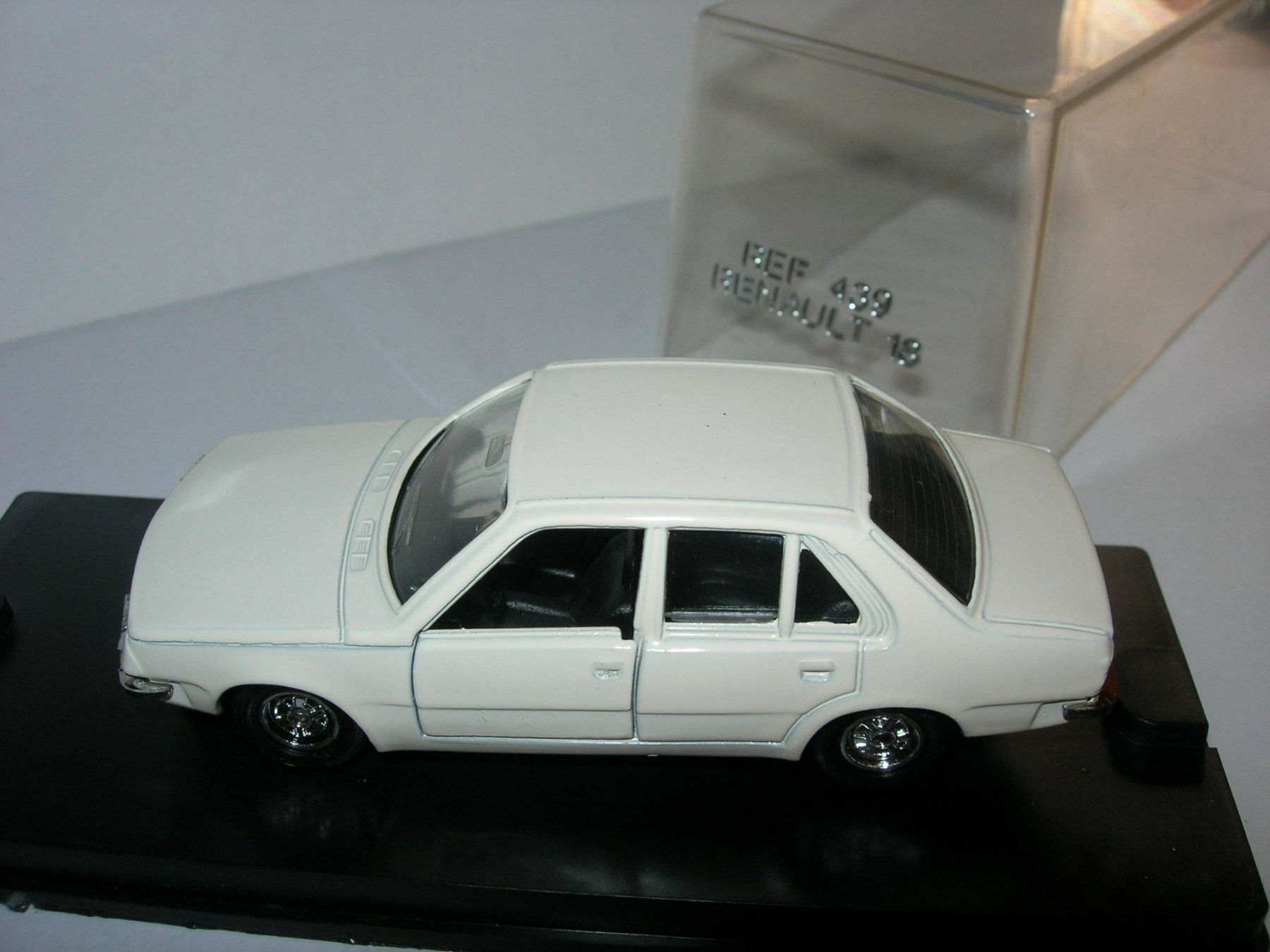 Citroën Modellini d'auto: Renault 18 * Verem 1: 43 – Nuovo (secondo la descrizione) da Hornussen venduto da Amw 1
