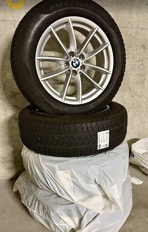 Pneus & Roues: 4x Pirelli Komplett-Winterreifen – D'occasion à Wettswil par Chello 2