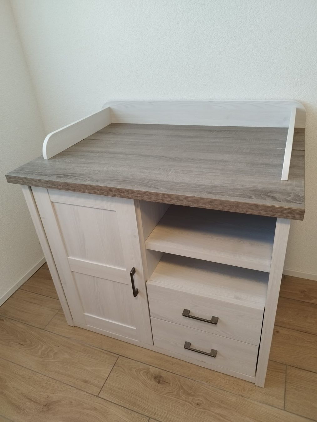 Letti: À vendre – Ensemble lit bébé + table à langer – Usato da Cudrefin venduto da dan_f99g 1