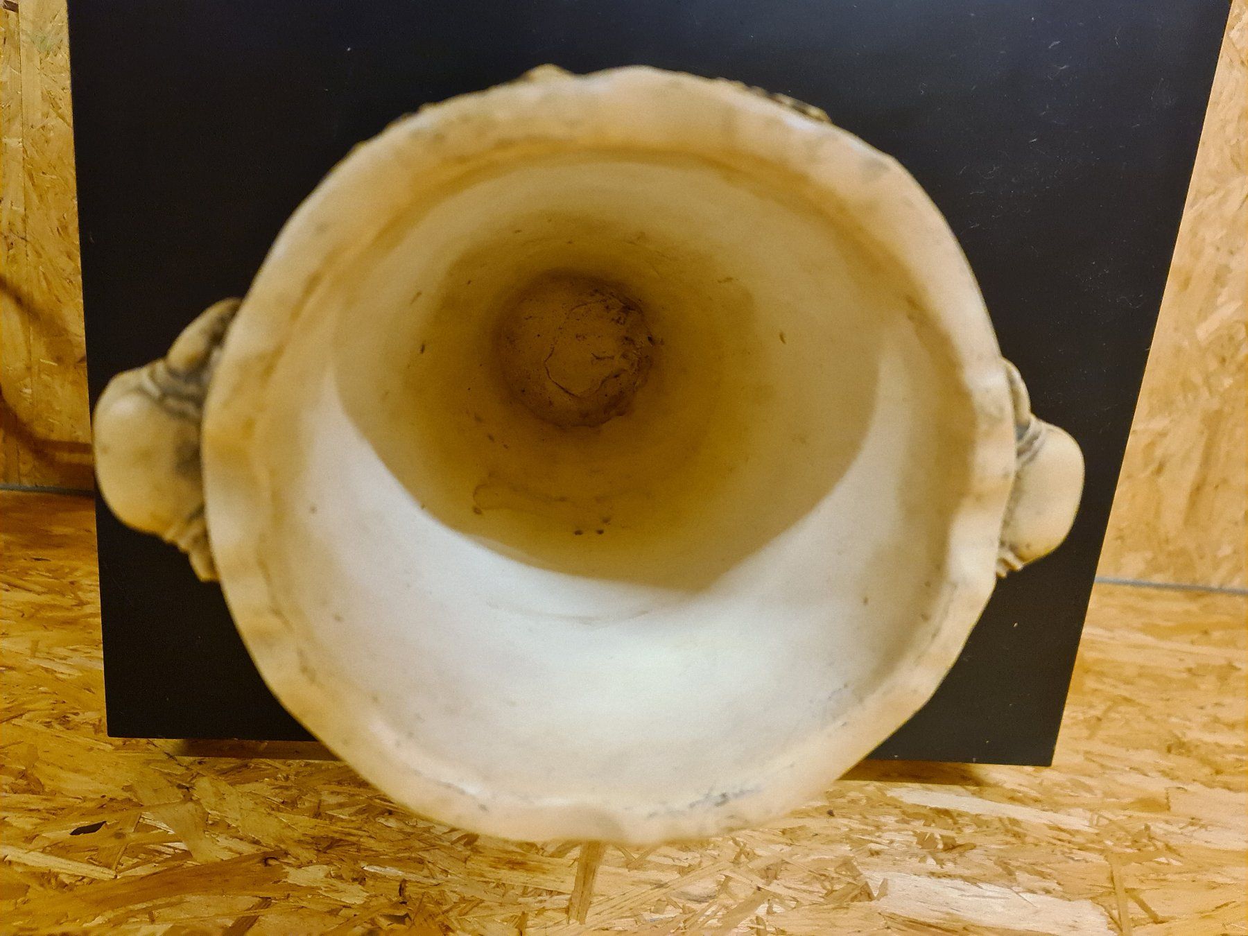 Vasi & Recipienti: Alabaster Vase Geschnitzt – Usato da Ibach venduto da Hfedier 3