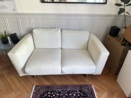 Gemütliches 2er Sofa in weiss - vielseitig kombinierbar