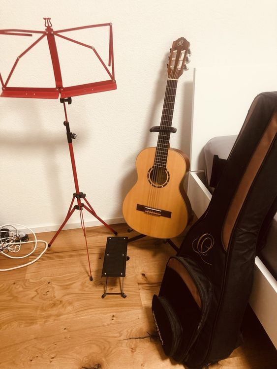 Gitarre Kuscheltier – Süße Plüsch-Gitarre Als Deko Oder Spielzeug, 38 Cm, Weich Und Kuschelig