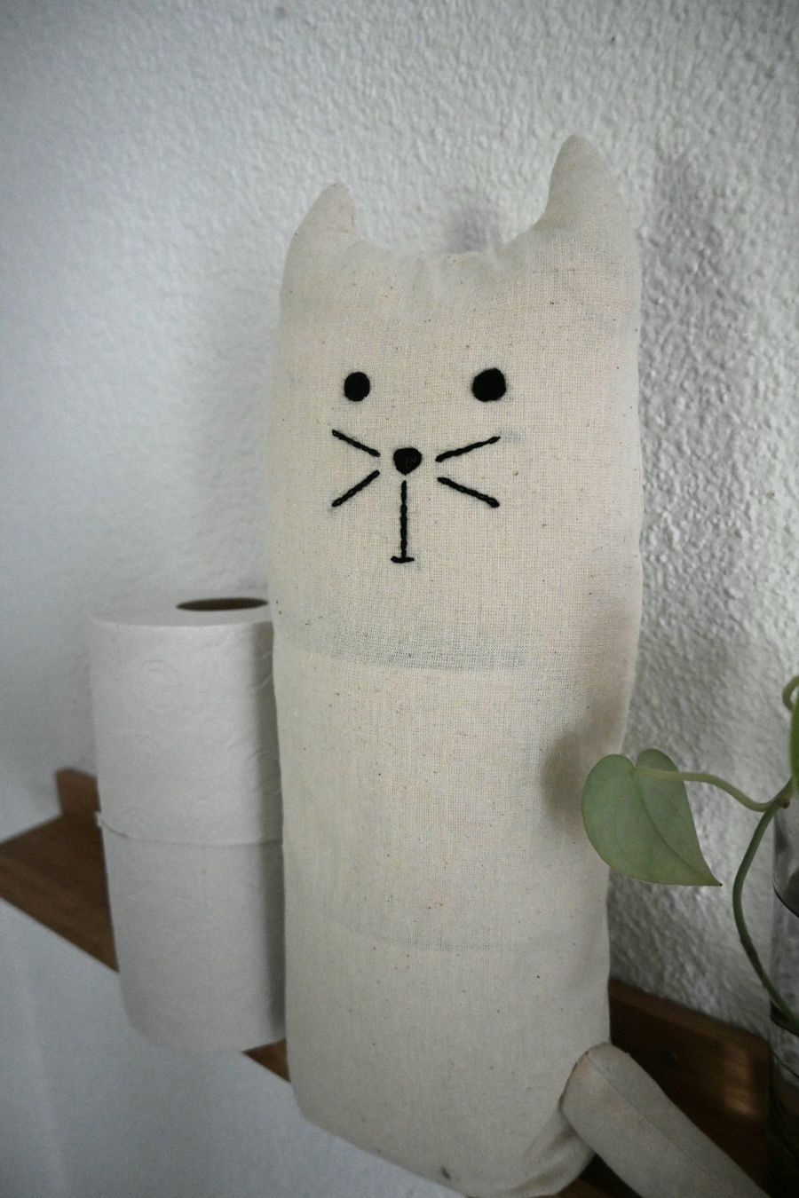 Stoffe: Textilkatze Spezial Aktion – Neu und originalverpackt aus Malters von Holabisi