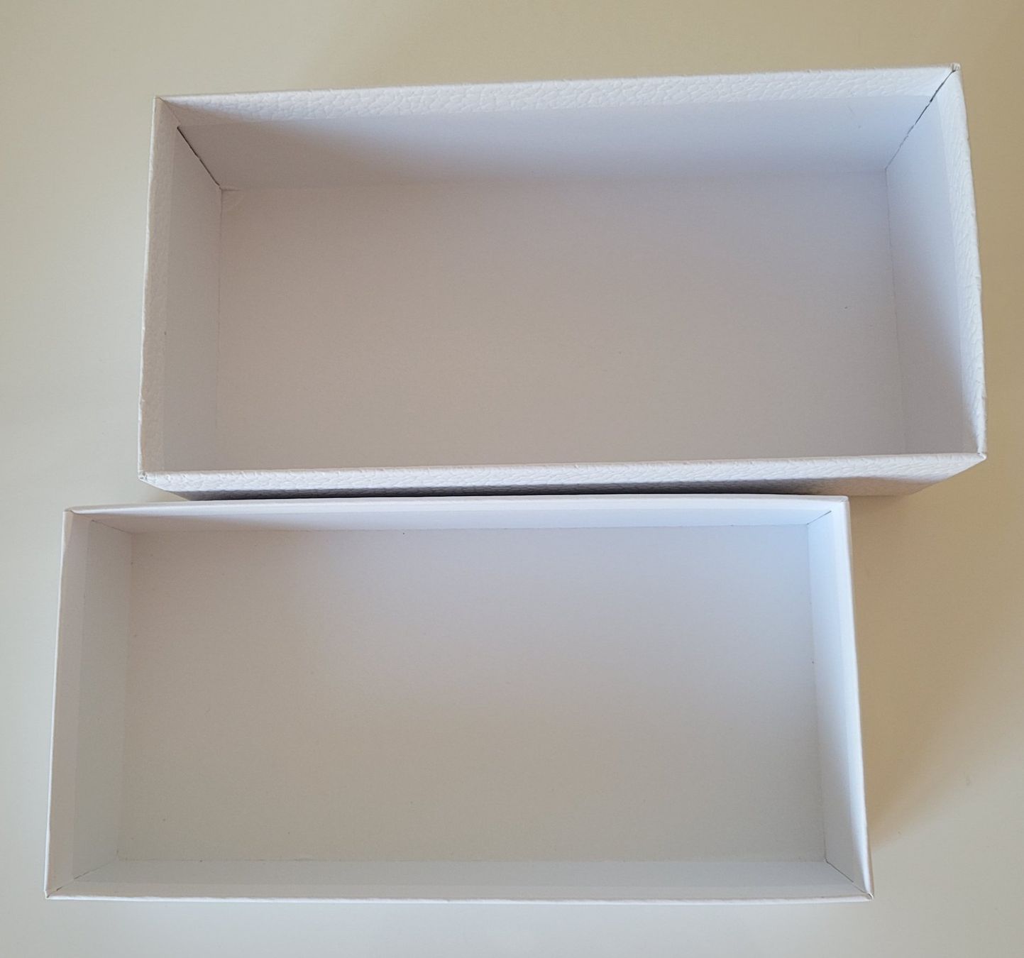 Sonstige Dekorationen & Accessoires: Dior Schachtel 🎁 Box weiss – Neu (gemäss Beschreibung) aus Zürich von fourpaws 4