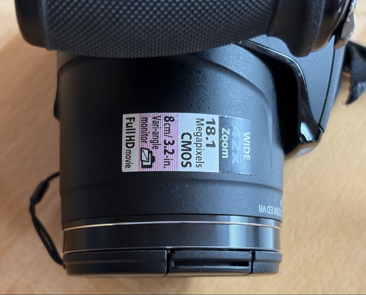 Nikon Fotocamera: Nikon Kamera – Usato da Meiringen venduto da hml_r6rm 4