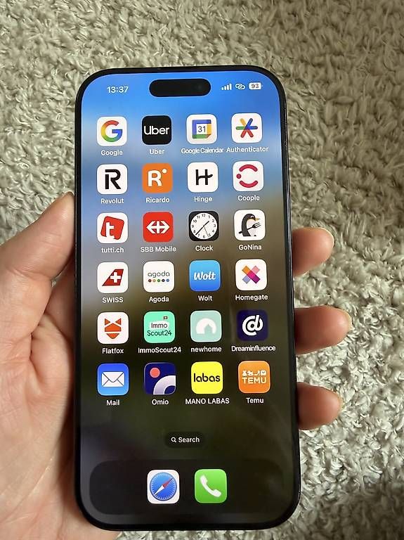 Apple Telefoni cellulari / Smartphones: Very good condition IPhone 16 Pro – Usato da Pully venduto da vik_2mrb 1