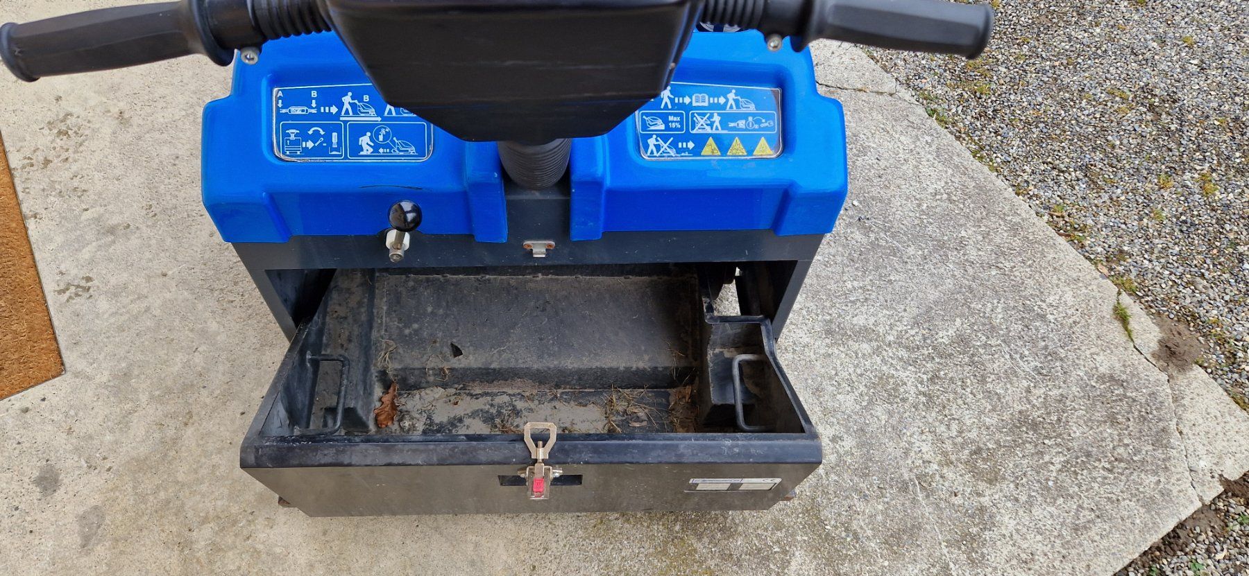 Honda Tutte le macchine: Balayeuse Sondi avec moteur Honda – Usato da St. Ursen venduto da cpi23 4