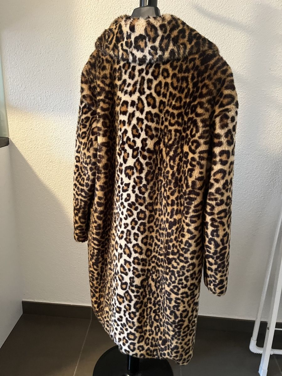 Stand Studio Manteaux: Kunstfell Mantel Stand leopard   – D'occasion à Zürich par dna_27vl 2