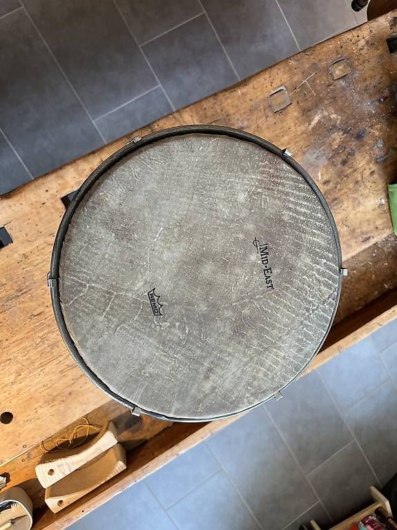 Instruments de musique: Beau doumbek en métal – D'occasion à lausanne par nymee123 2