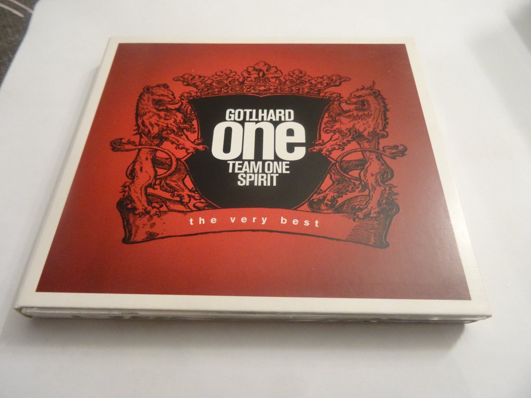 CD: Gotthard - One Team One Spirit CD – Usato da Olten venduto da Disc-Ausverkauf