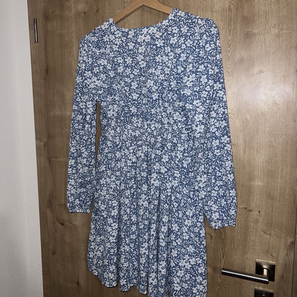 Vestiti: Sommerkleid Blumenmuster – Nuovo (secondo la descrizione) da Chur venduto da noe_mh8b 2