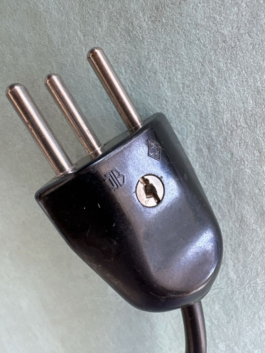 Lampen: Lampe ohne Schirm mit Stecker – Gebraucht aus Grenchen von nethy 1