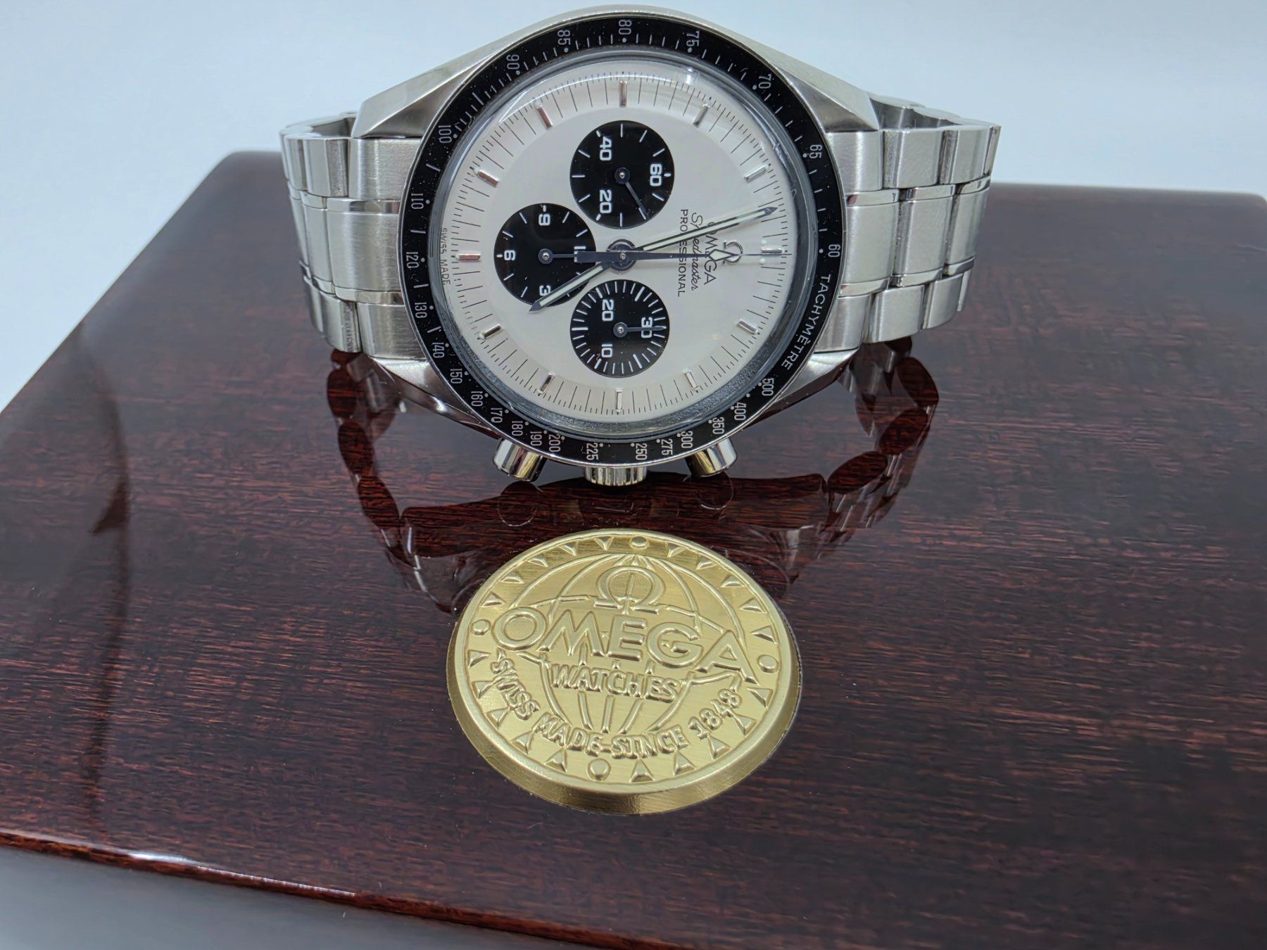 Omega Orologi: Omega Speedmaster Professional Moonwatch Original Mitsukoshi – Nuovo (secondo la descrizione) da Luzern venduto da aveno 1