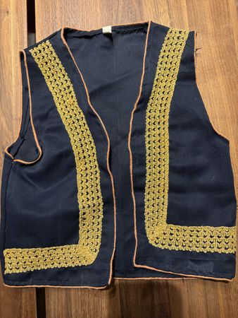 Veste / Kinderweste mit Goldborte, Gr. 4 Jahre