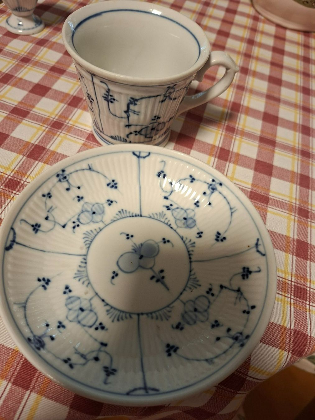 Tasses: Antike Rauenstein Tasse mit Untertasse – D'occasion à Glarus par Walther06 1