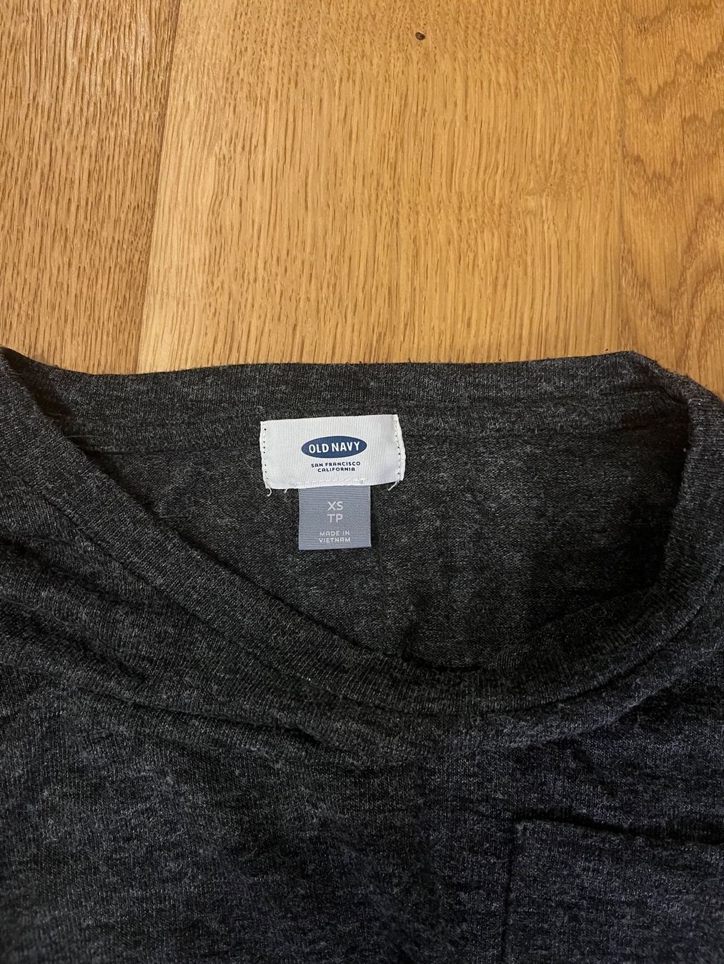 Maglioni & Felpe: Pullover dunkel grau – Usato da Zofingen venduto da saaraaah___ 3