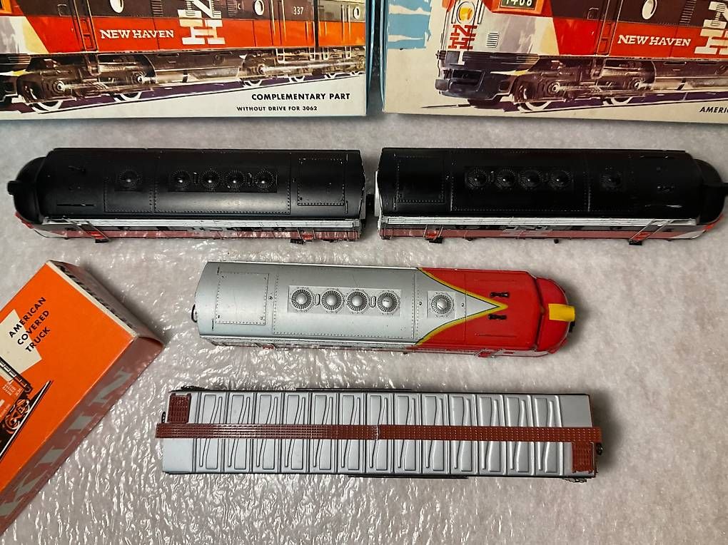 Märklin Modelleisenbahnen: US Material – Gebraucht aus Wald ZH von Sbbemilio 3