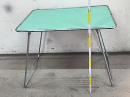 vintage Camping Tisch
