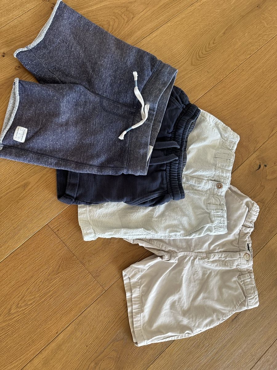 Pantaloni: Shorts Junge 110/116 – Usato da Balgach venduto da deb_g59x 1