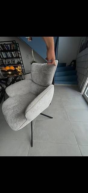 Set di tavolo e panche: Esstisch + Stühle – Usato da Wynigen venduto da nic_w69h 1