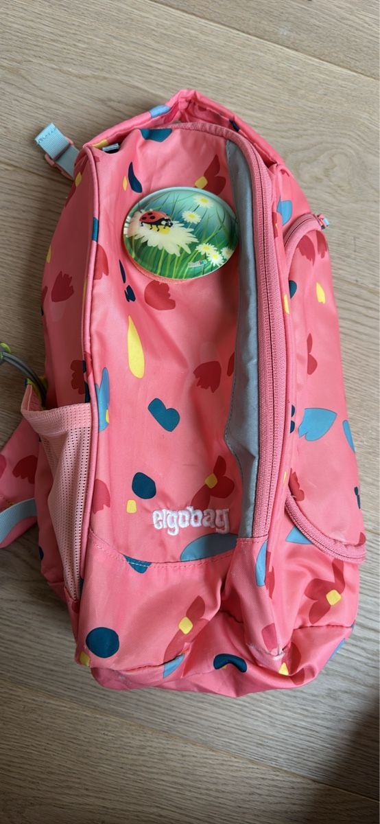 Ergobag Borse & Zaini: Ergobag Schulranzen Set mit Sportrucksack, Schmetterling – Usato da Troinex venduto da MThraen 4