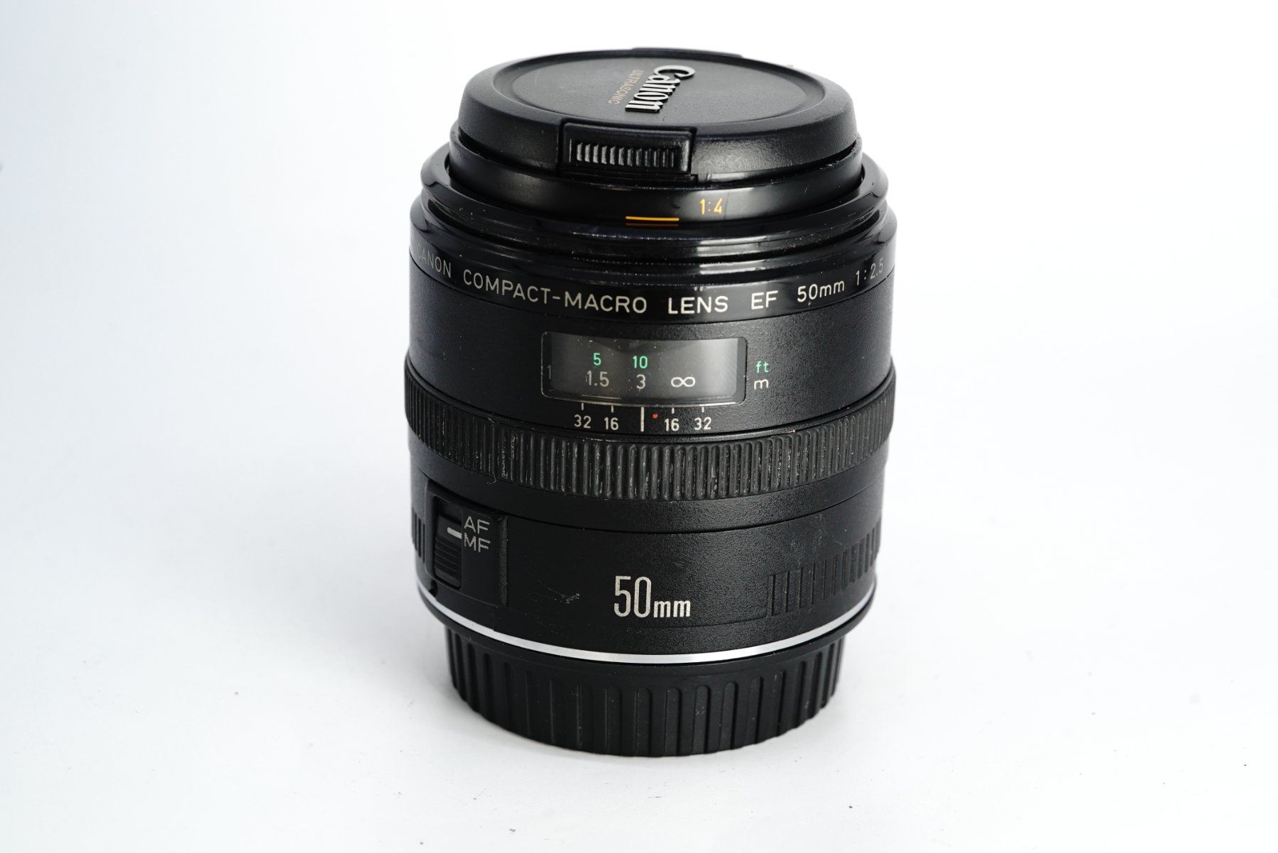 Canon Objectifs: Canon Compact Macro Lens 50mm 1:2.5 – D'occasion à Bischofszell par Blende2