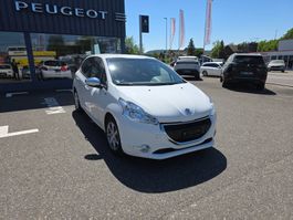 Paraplegiker-Auto Peugeot 208 Automat
