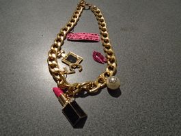 Armband Betsey Johnson, goldfarbig/vers