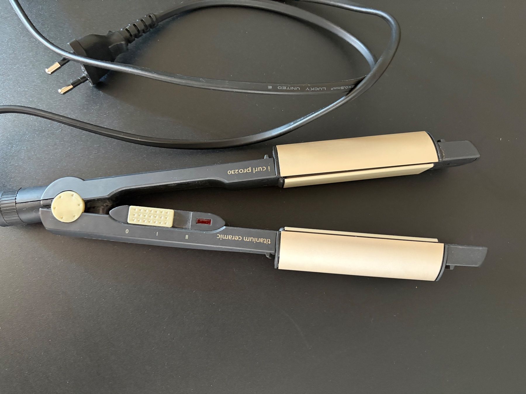 BaByliss Piastre & Arricciacapelli: Glätteisen BaByliss i-curl pro 230 Titanium Ceramic – Nuovo (secondo la descrizione) da Meilen venduto da Sura18 1