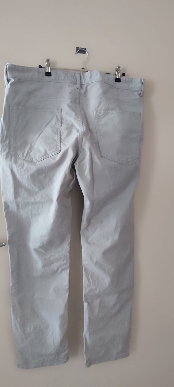 C&A Pantaloni: Herren Hose Gr.W40 L32 – Nuovo (secondo la descrizione) da Biel/Bienne venduto da ruggi03 1