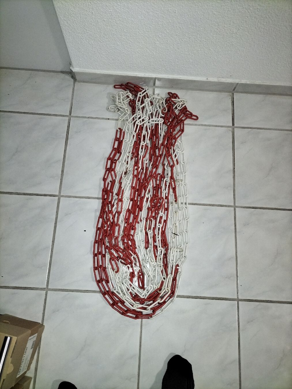 Ketten: Ketten rot-weiss Set gebraucht – Gebraucht aus Emmenbrücke von corinne041 1