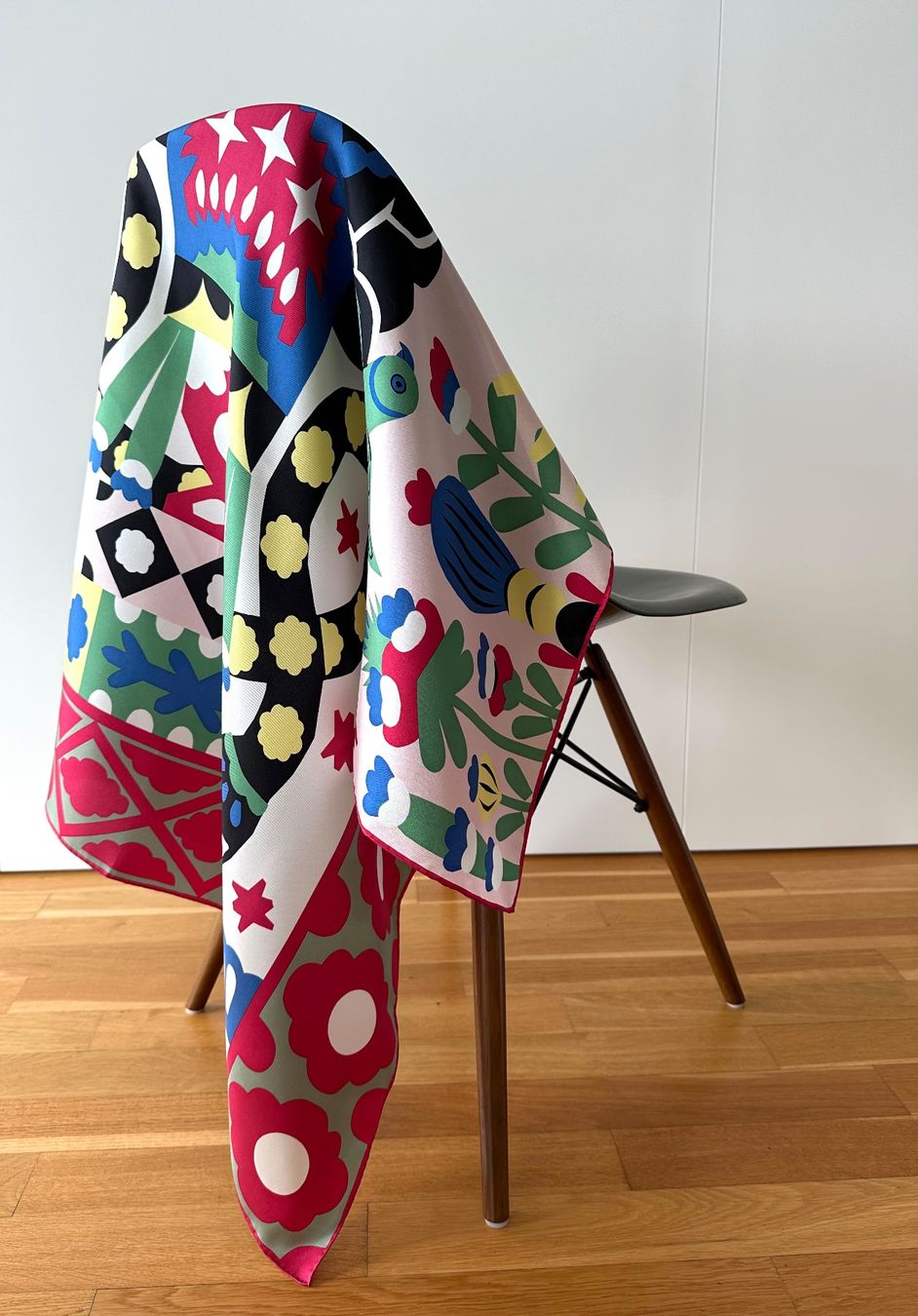 Sonnhild Kestler Foulard & Sciarpe: Sonnhild Kestler Foulard – Usato da Zürich venduto da Secondbite
