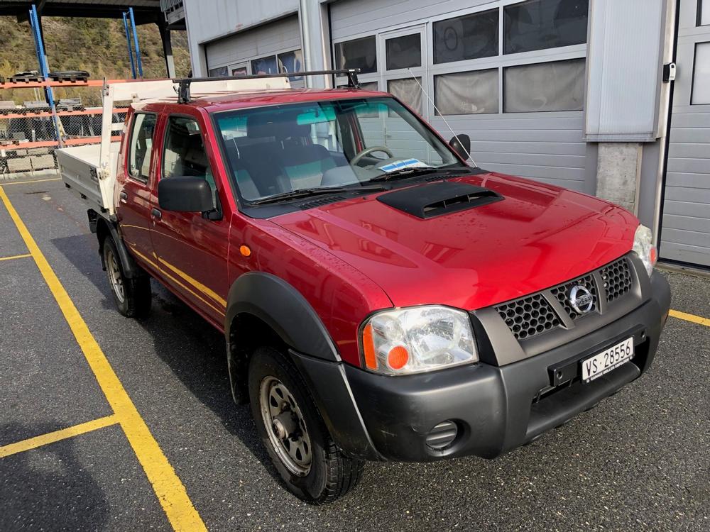 NISSAN NP300 4x4 Pickup mit Alubrücke und MFK