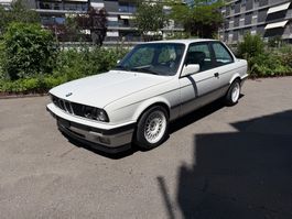 BMW 316i E30 Handschalter, Shadowline, Schiebedach