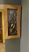 Einzigartiges Metallrelief mit Holzrahmen zu verkaufen