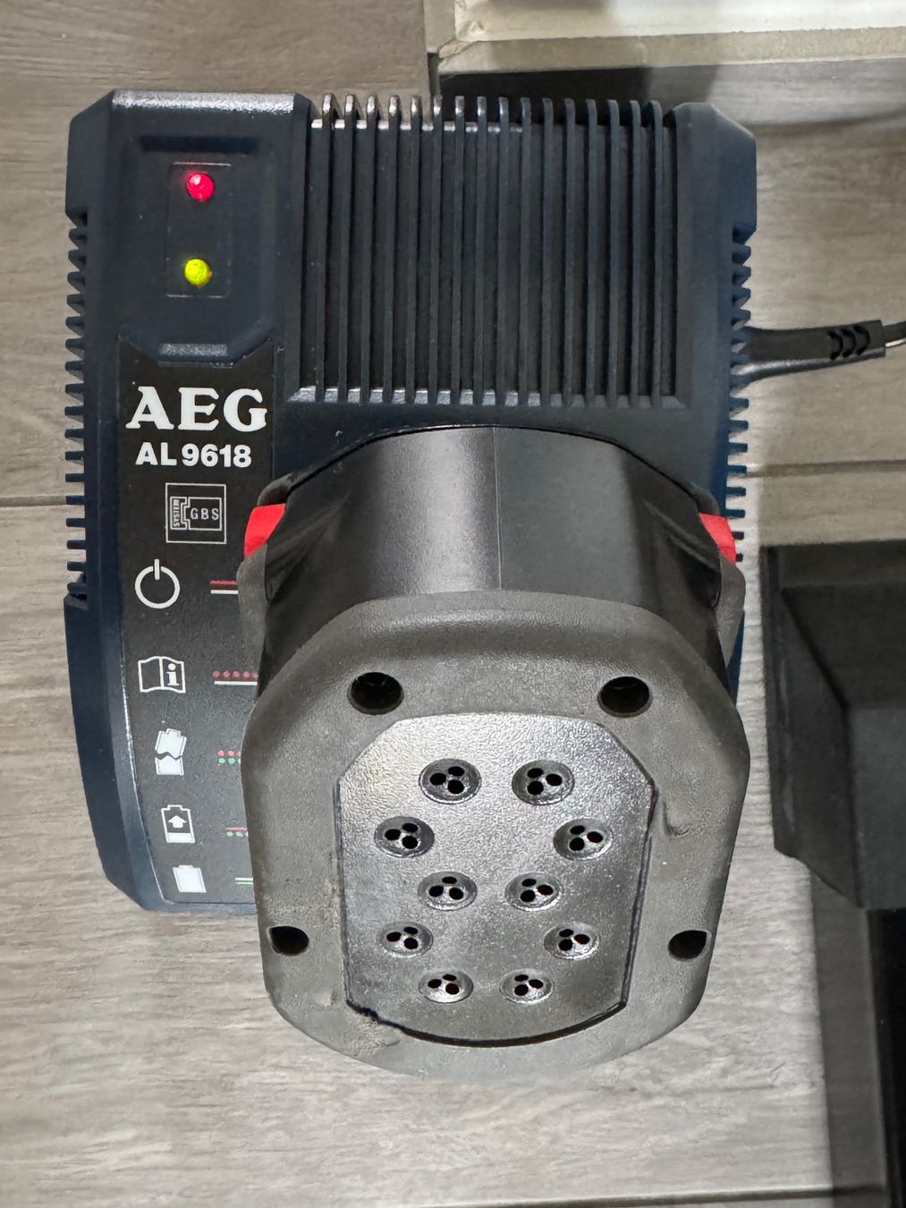 AEG Trapani: AEG Bohrschrauber – Usato da Castaneda venduto da Eagle66 5