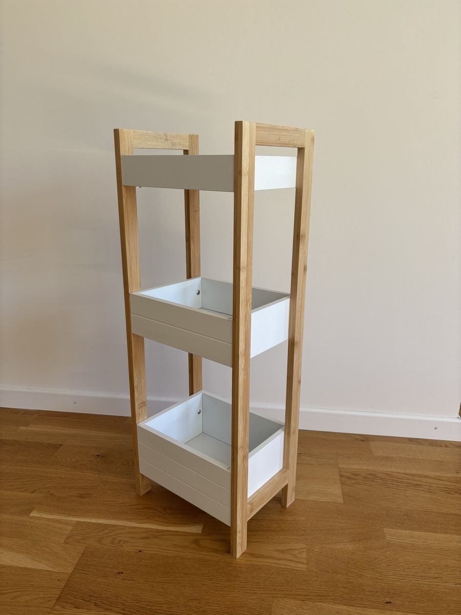 Scaffali: Badezimmer Regal – Usato da Zürich venduto da iri_c5tz