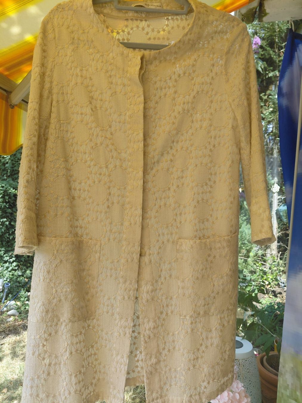 Jacken: Halblange Jacke hellbeige – Gebraucht aus Tägerwilen von intesan 2