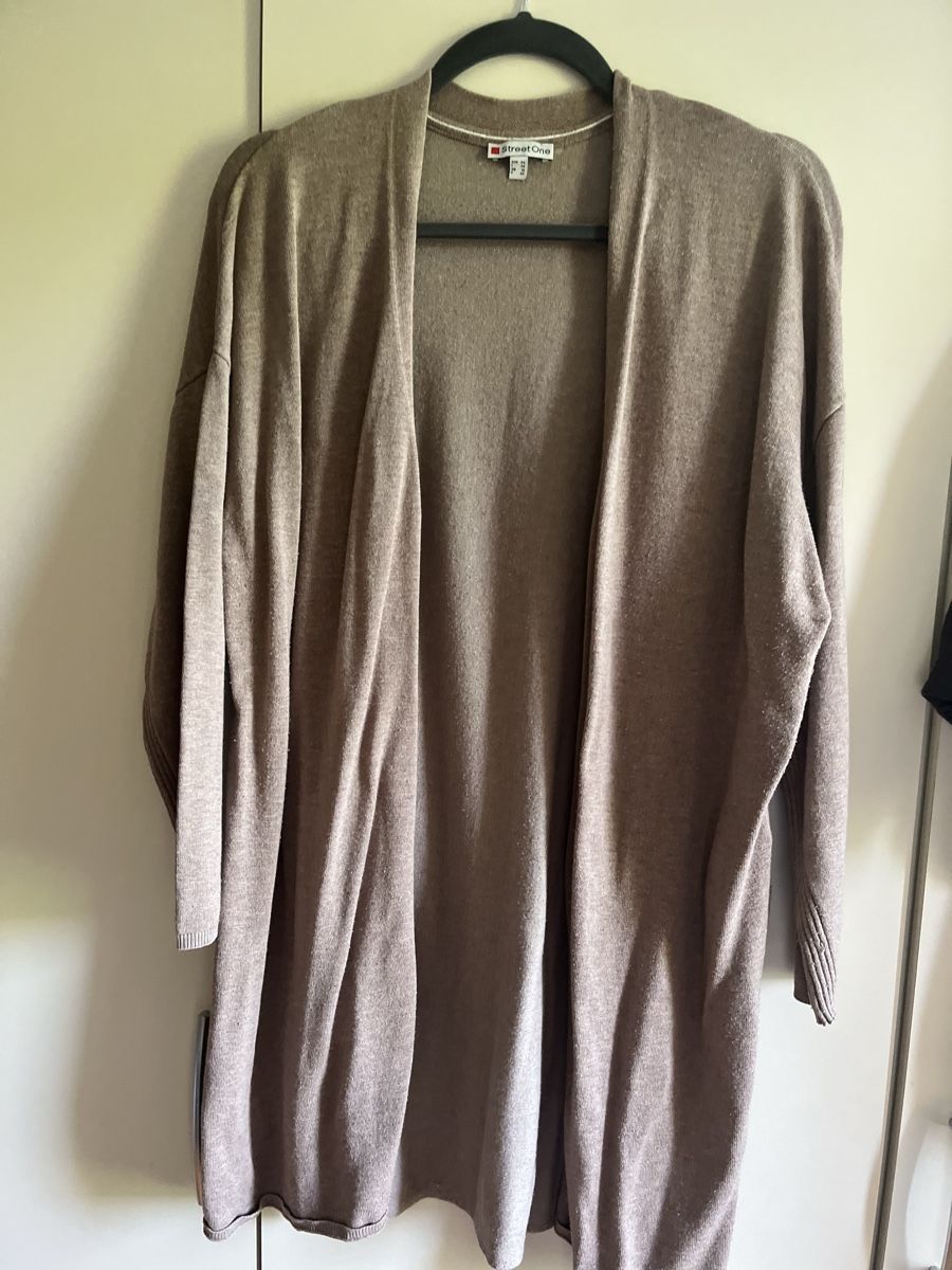 Giacche: Street one Strickjacke beige 44 – Usato da Schwendibach venduto da didu12