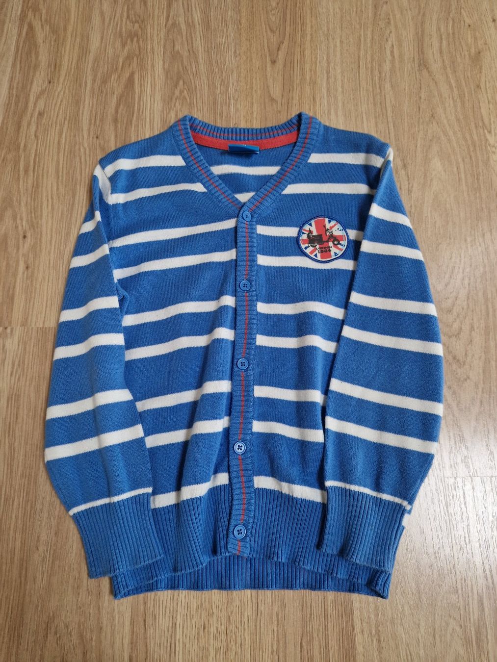 Giacche: Lässige Strickjacke gestreift 128 – Usato da Giswil venduto da monimaus08