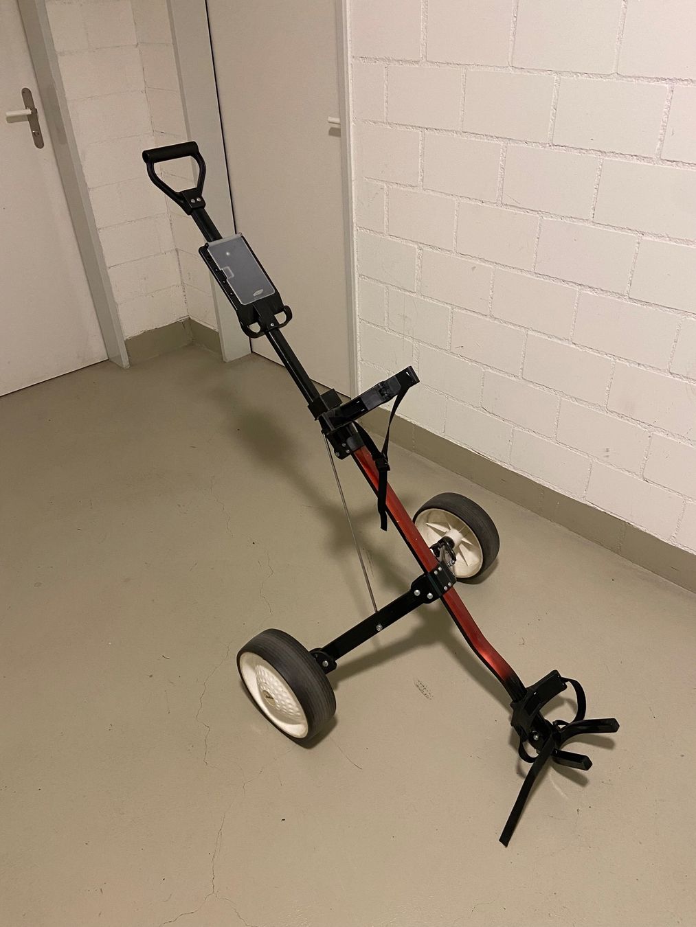 Trolley: Silverline Golf - Trolley / Cart / Wäggeli / Kart – Usato da Frauenfeld venduto da golfdude 1
