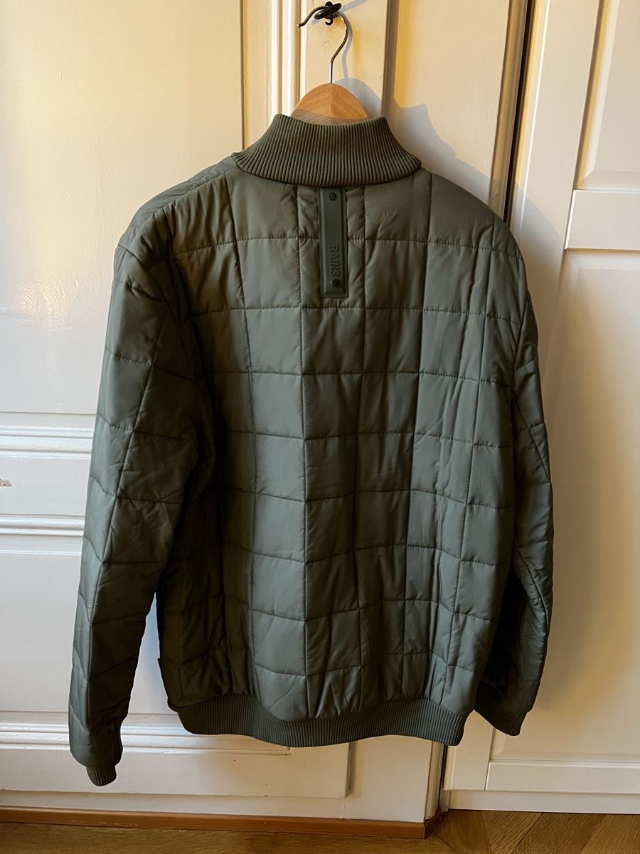 Vestes: RAINS Light Jacket Bomber – D'occasion à Vevey par MangoMobb 1
