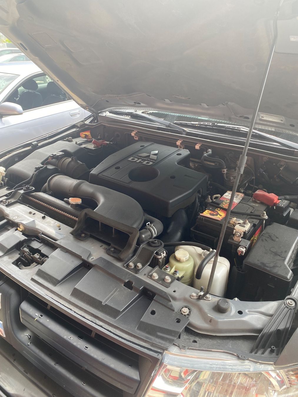 Mitsubishi Autos: Mitsubishi Pajero 3.2 DID 4WD – Gebraucht aus Chur von rme_lm9j 4