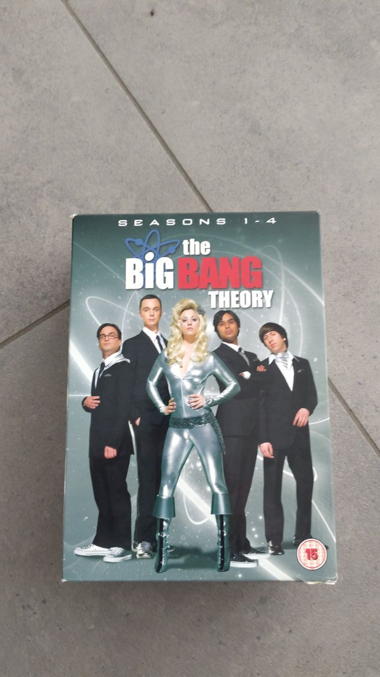 The Big Bang Theory DVD Box Season 1-4 (Gebraucht) in Zürich für CHF 10 ...